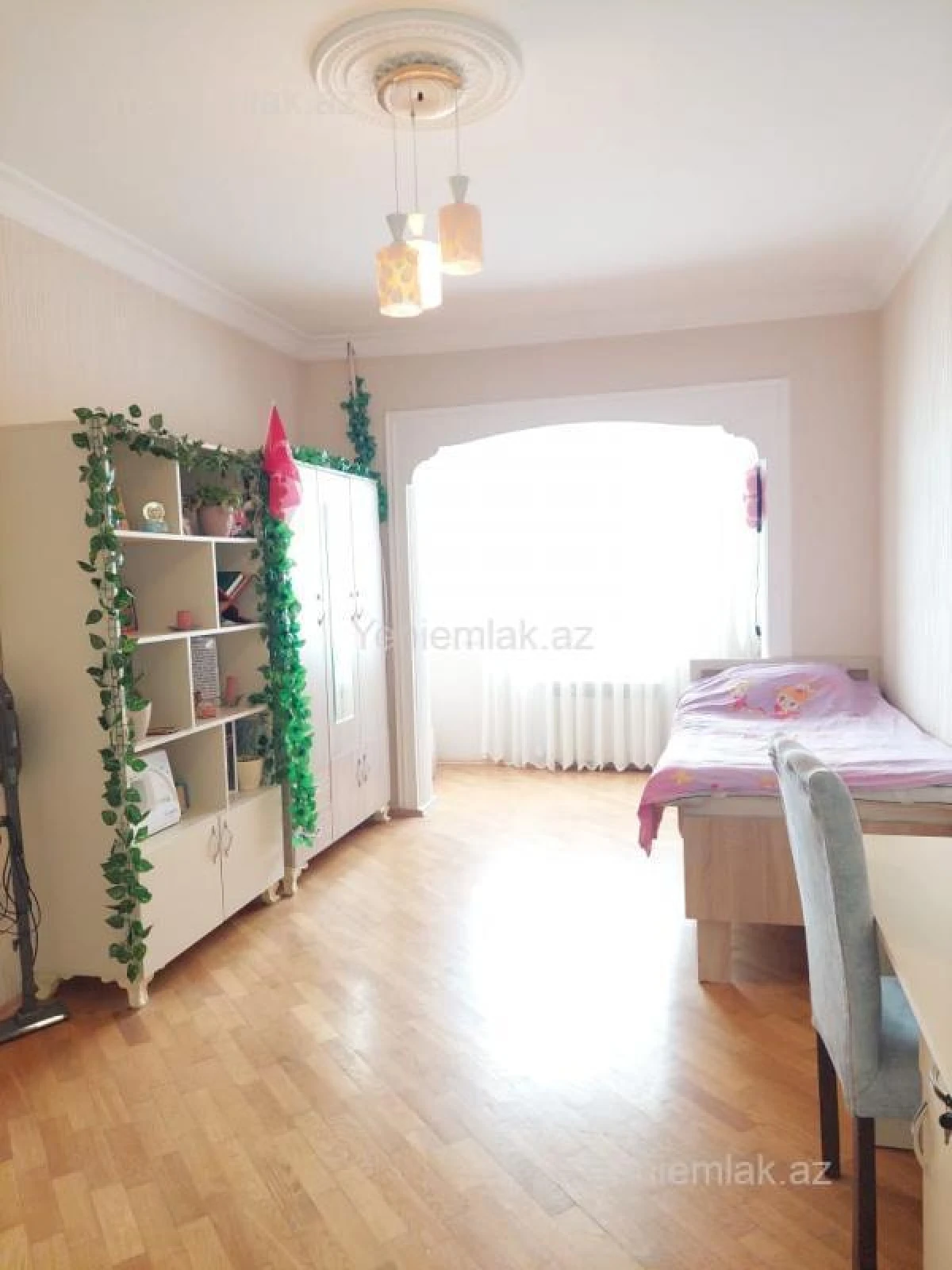 Satılır 4 otaqlı köhnə tikili 106 m²