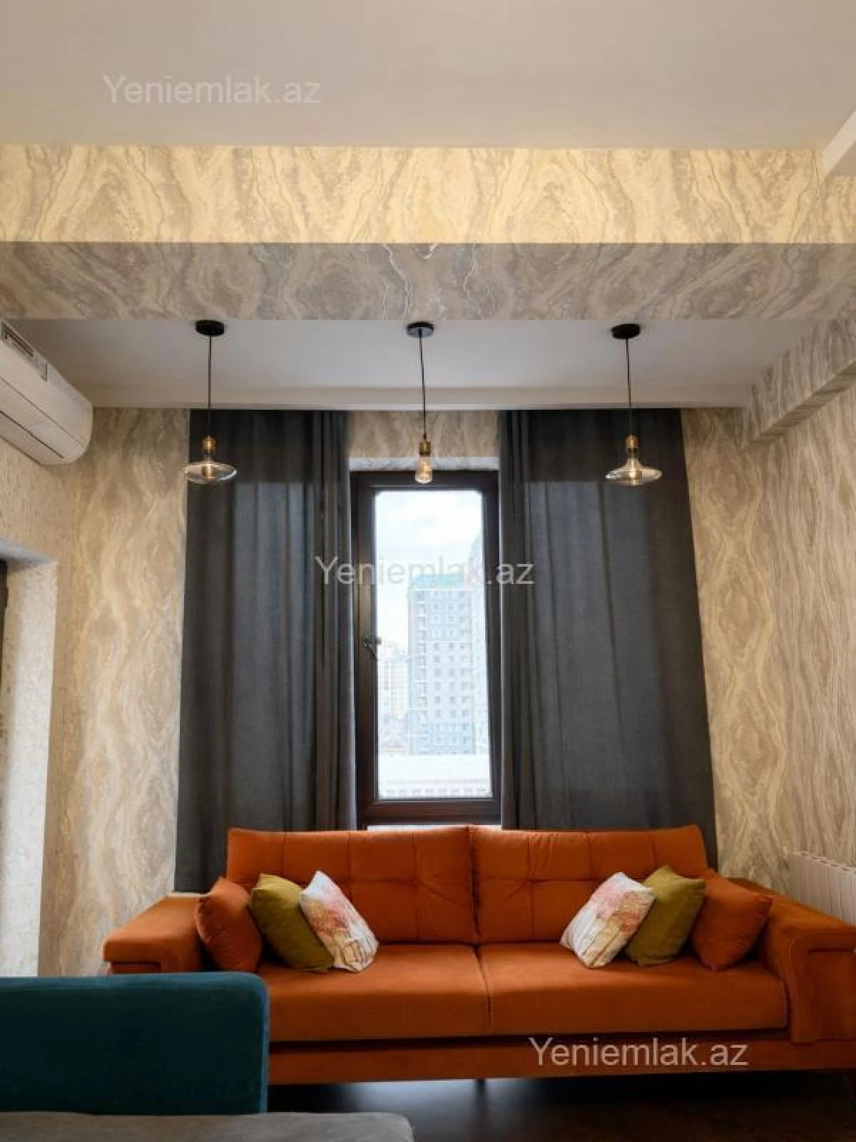 Satılır 2 otaqlı yeni tikili 72 m²