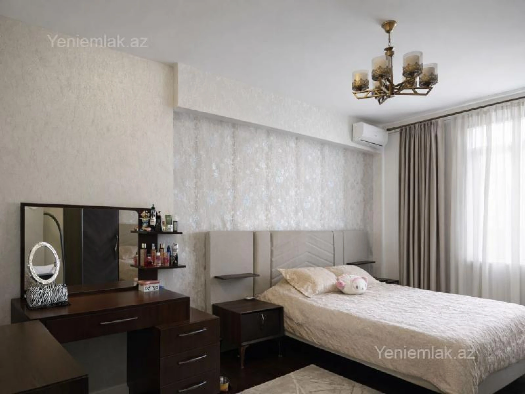 Satılır 2 otaqlı yeni tikili 72 m²