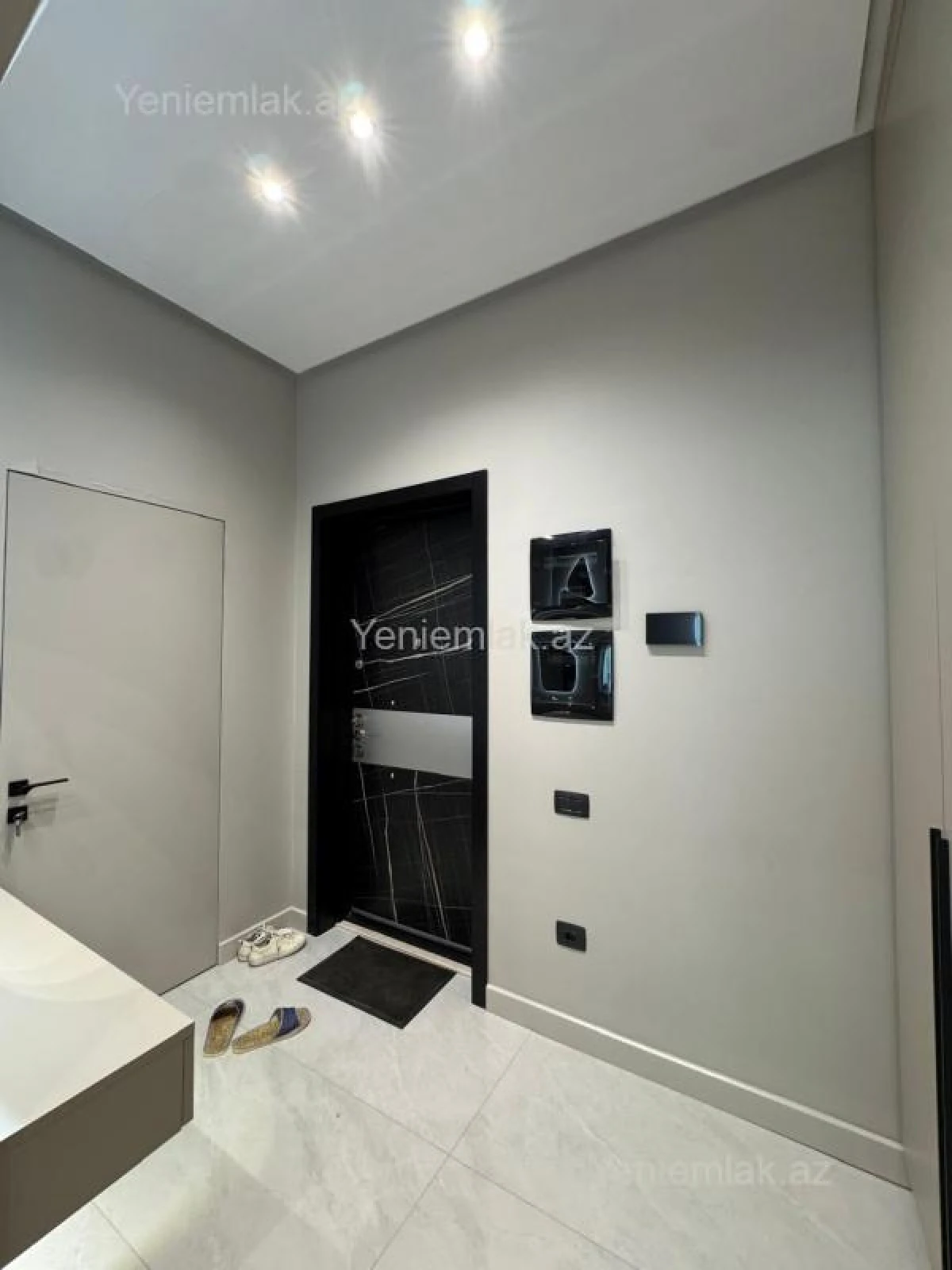 Satılır 3 otaqlı yeni tikili 100 m²