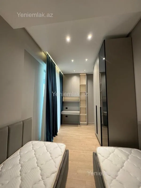 Satılır 3 otaqlı yeni tikili 100 m²