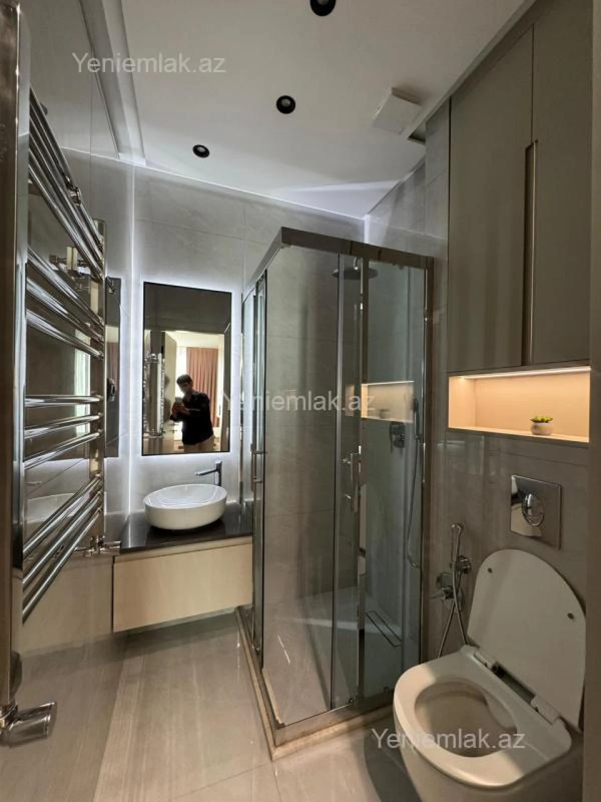 Satılır 3 otaqlı yeni tikili 100 m²