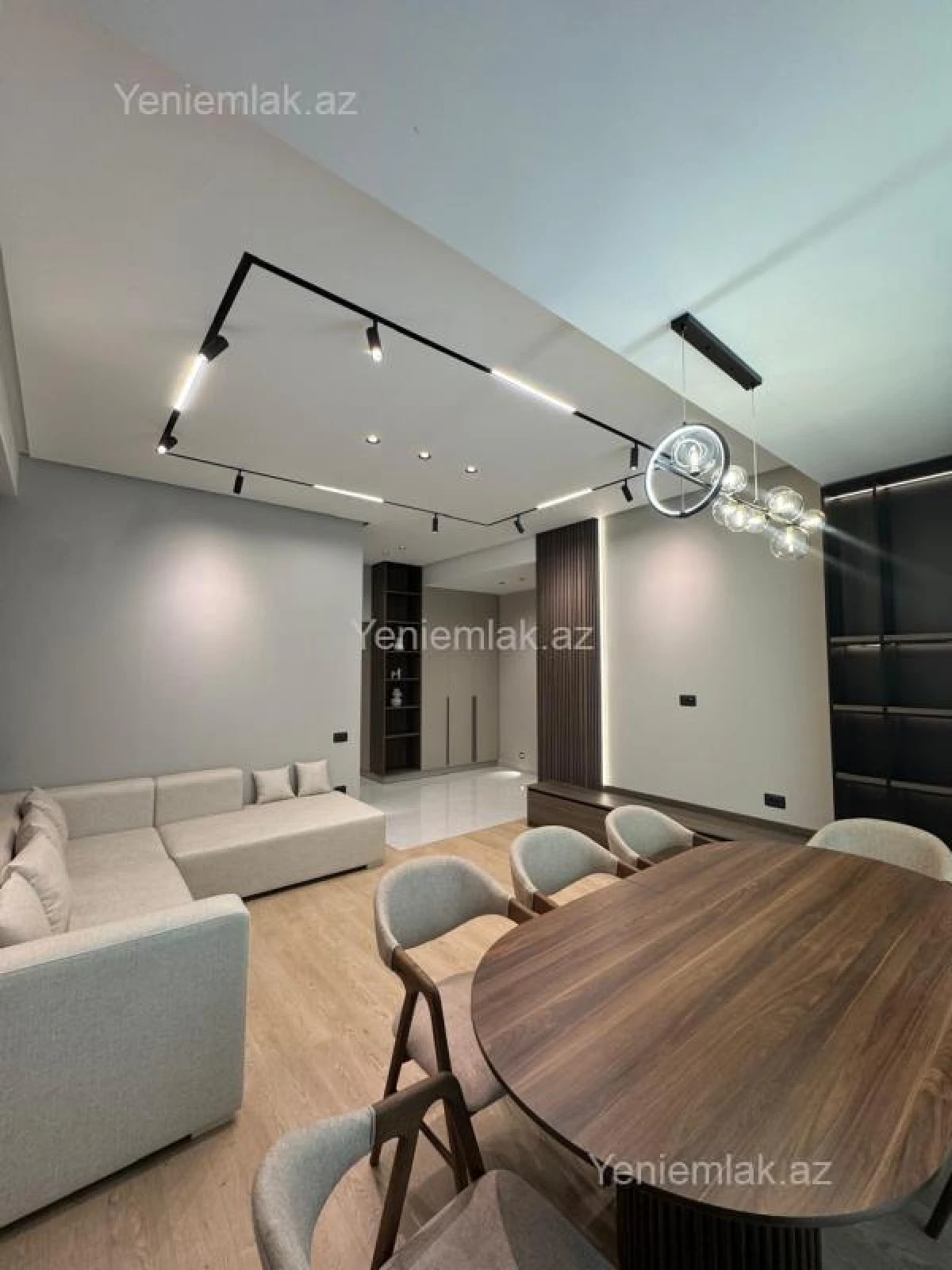 Satılır 3 otaqlı yeni tikili 100 m²