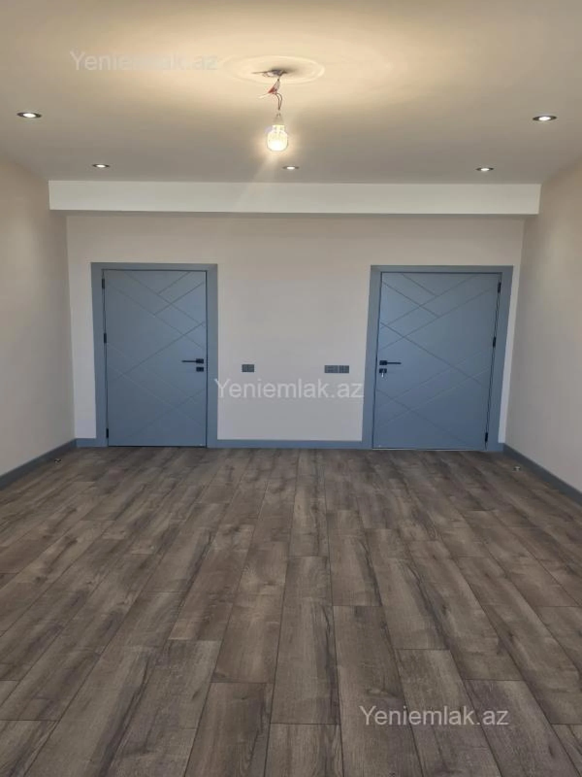 Satılır 3 otaqlı yeni tikili 140 m²