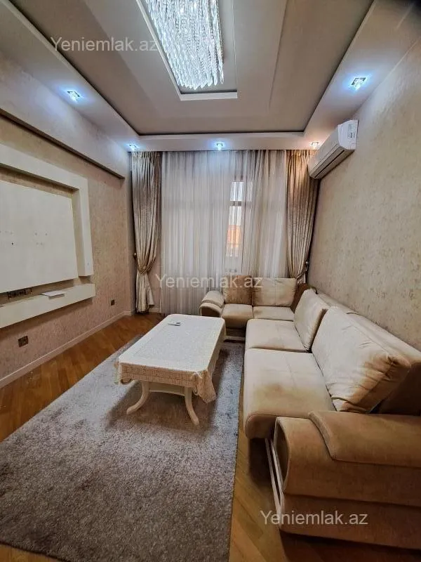 Satılır 3 otaqlı yeni tikili 70 m²