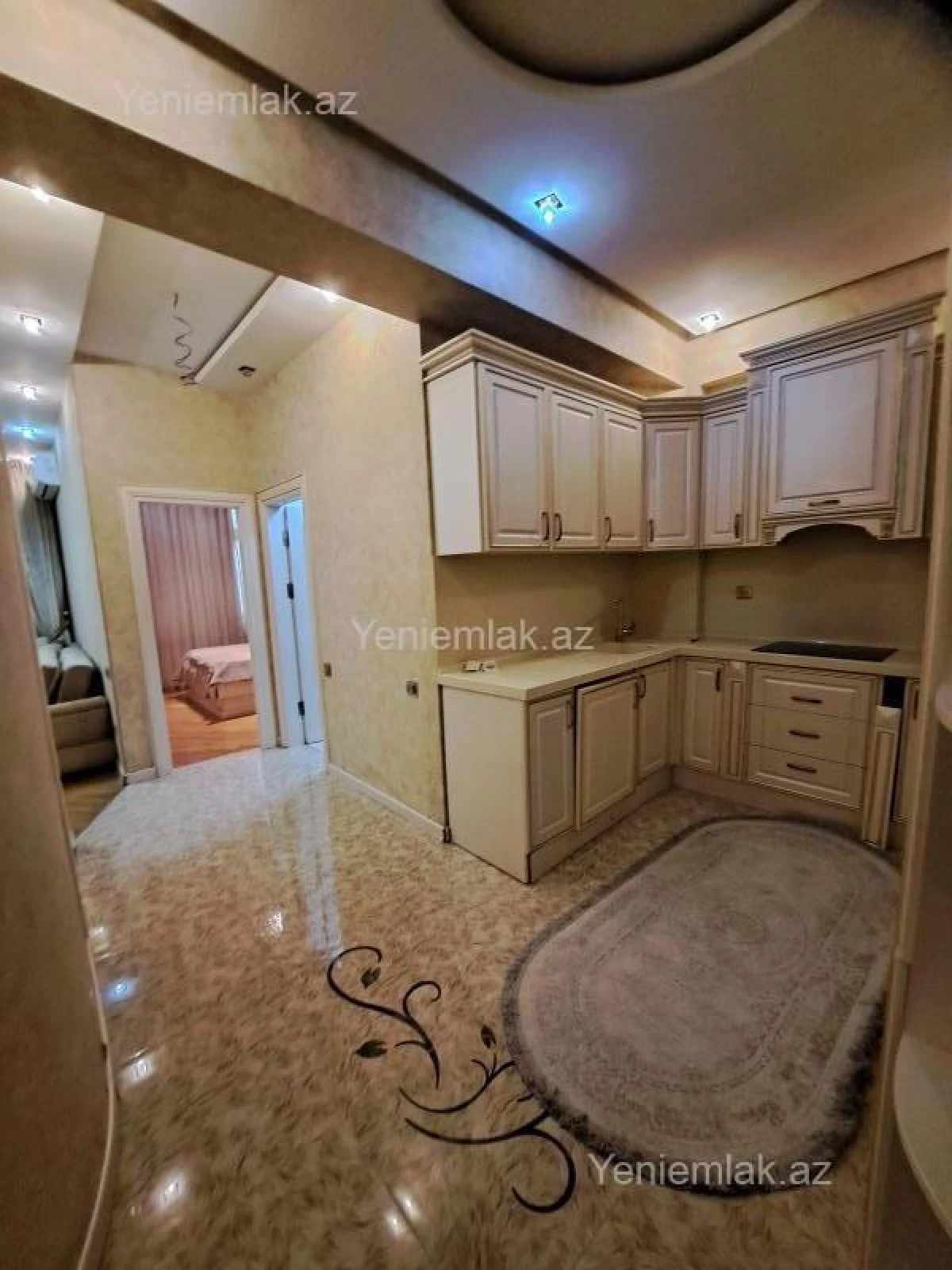 Satılır 3 otaqlı yeni tikili 70 m²