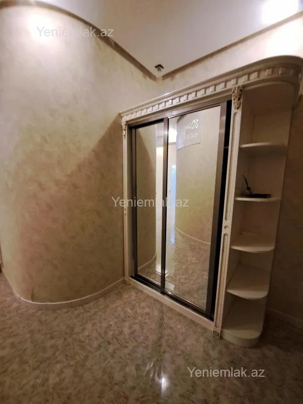 Satılır 3 otaqlı yeni tikili 70 m²