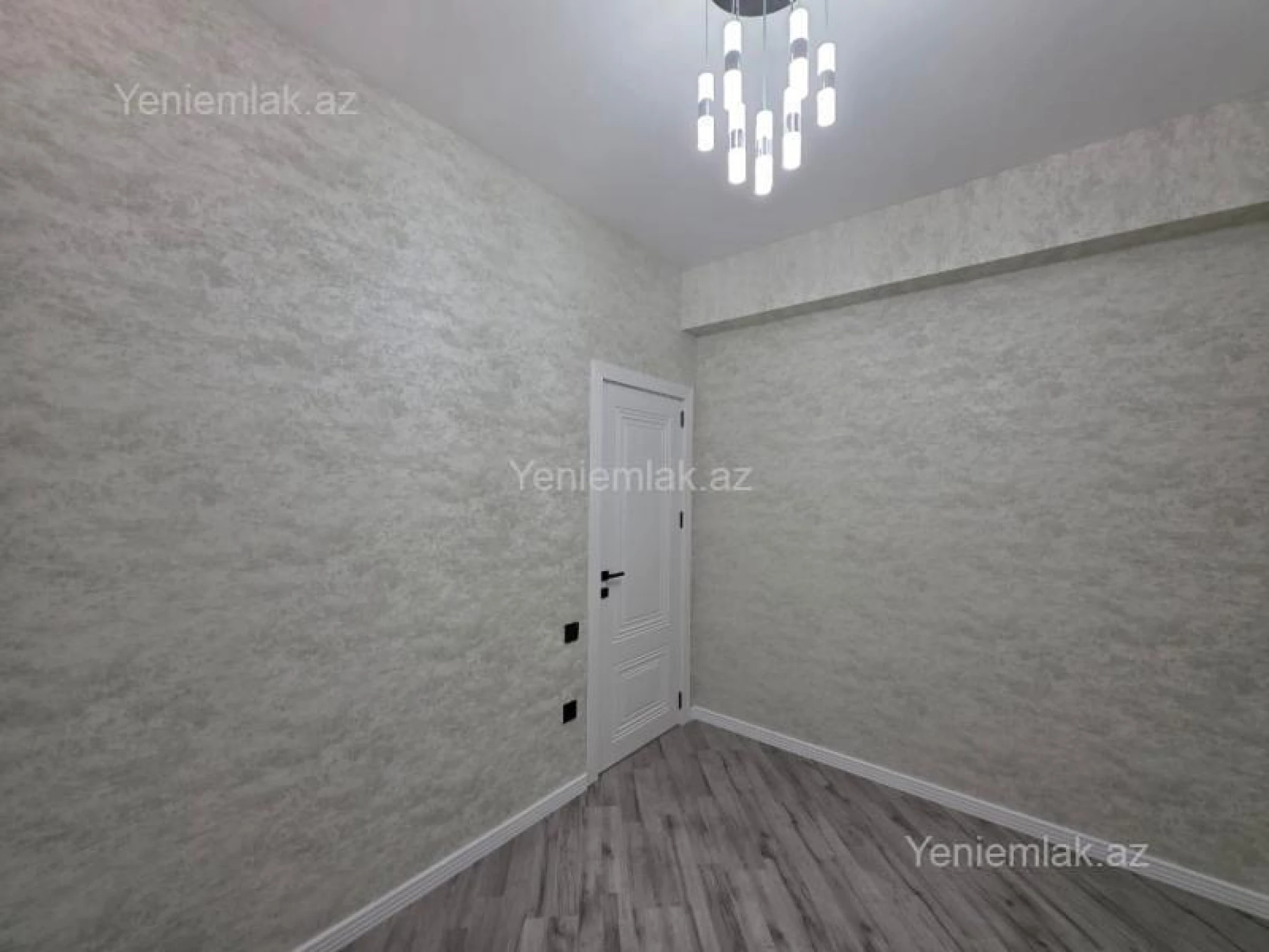 Satılır 2 otaqlı yeni tikili 92 m²