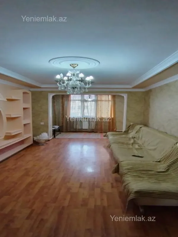 Satılır 3 otaqlı köhnə tikili 67 m²