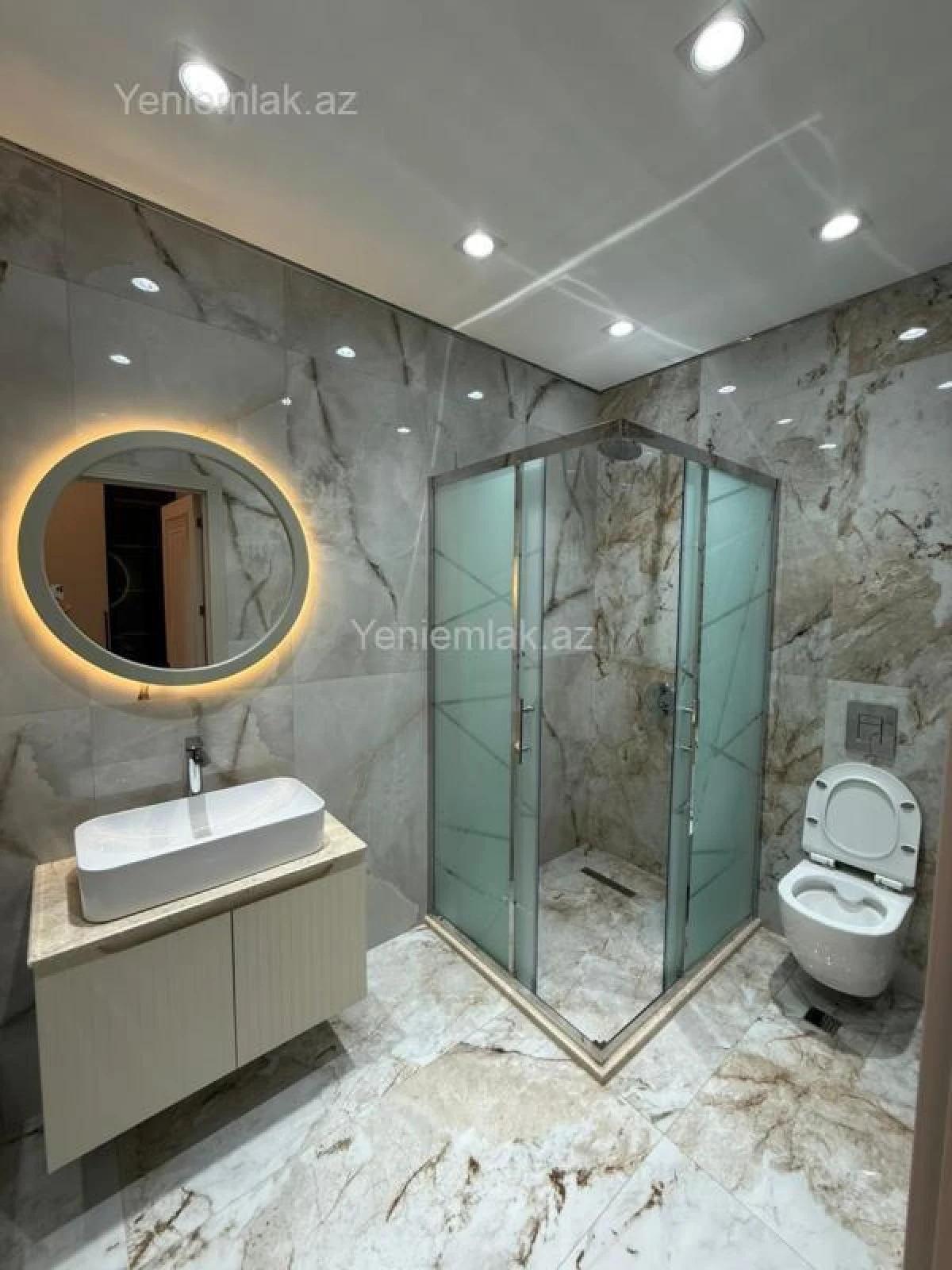Satılır 3 otaqlı yeni tikili 140 m²