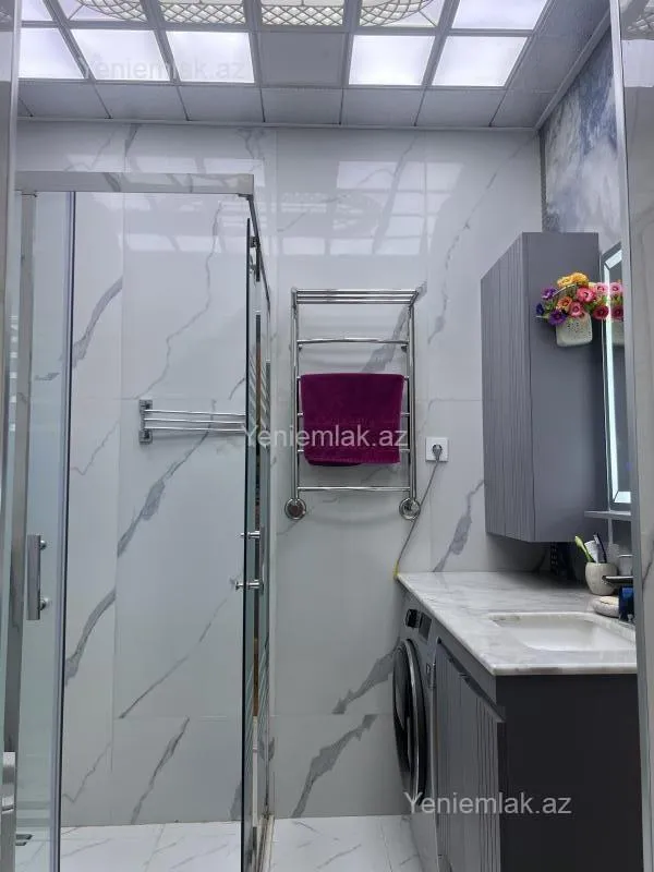 Satılır 3 otaqlı yeni tikili 110 m²