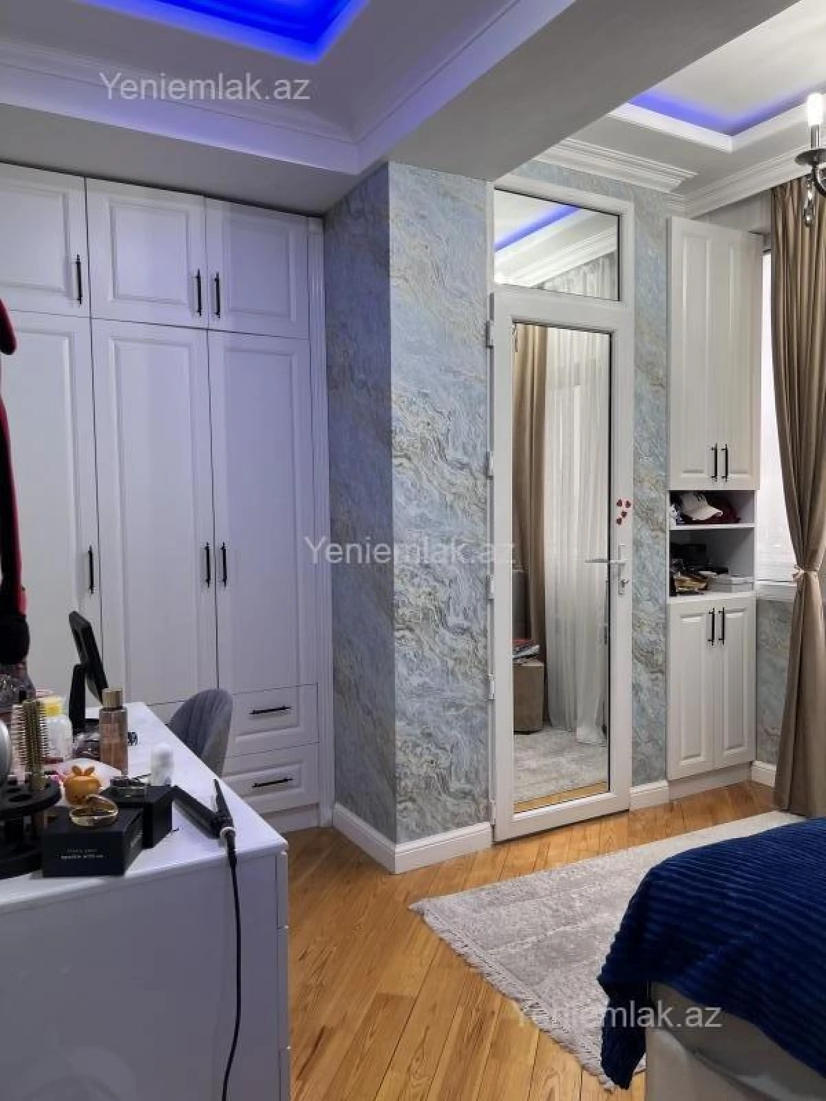 Satılır 3 otaqlı yeni tikili 110 m²