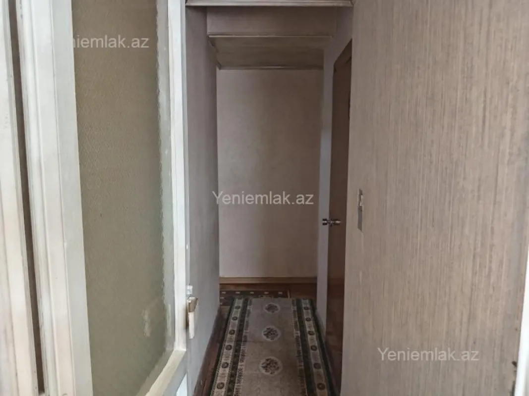 Satılır 3 otaqlı köhnə tikili 72 m²