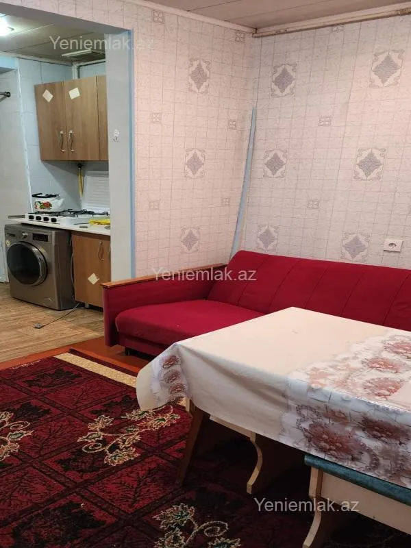 Satılır 2 otaqlı köhnə tikili 55 m²
