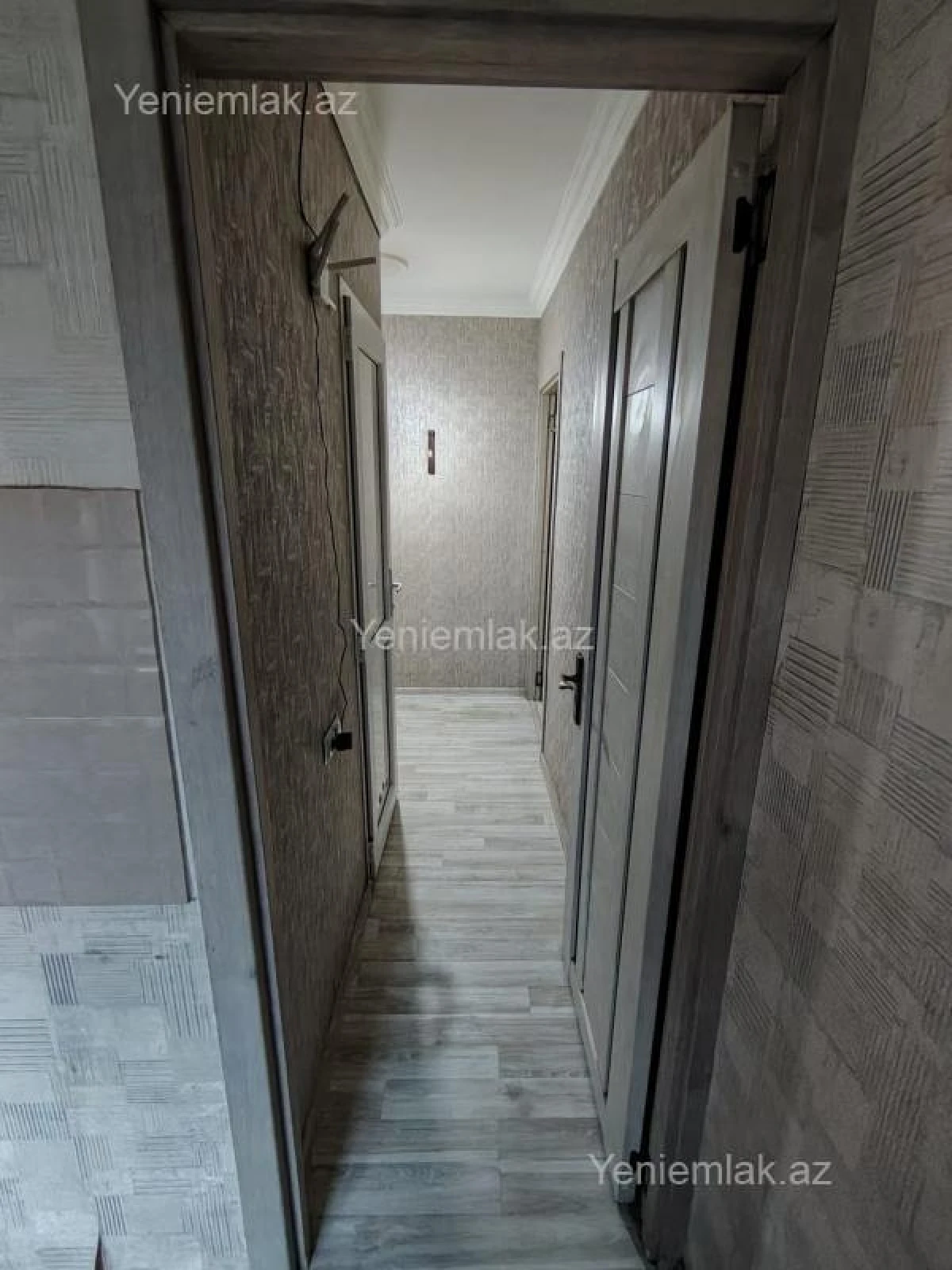 Satılır 2 otaqlı köhnə tikili 50 m²