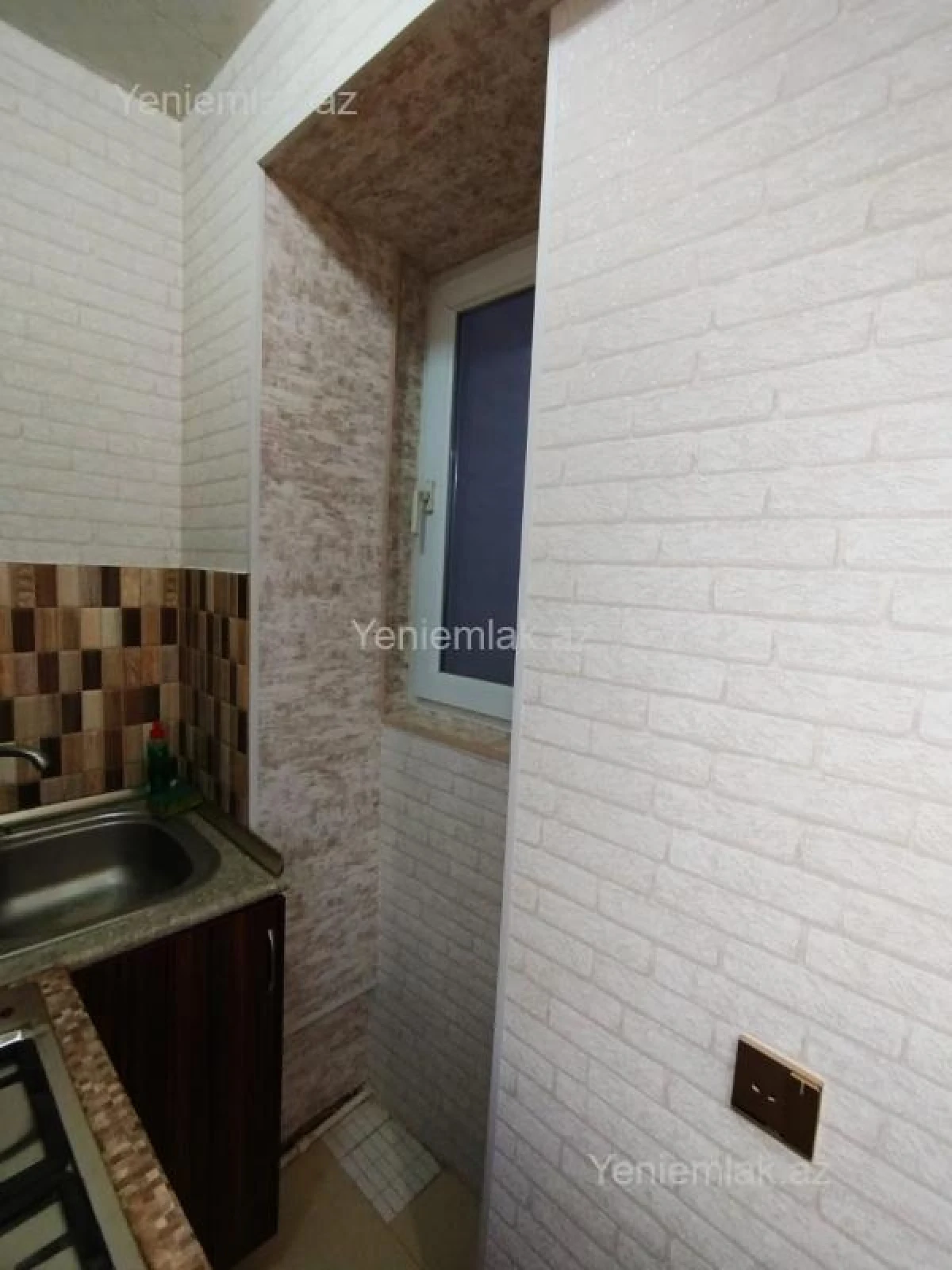 Satılır 2 otaqlı köhnə tikili 35 m²