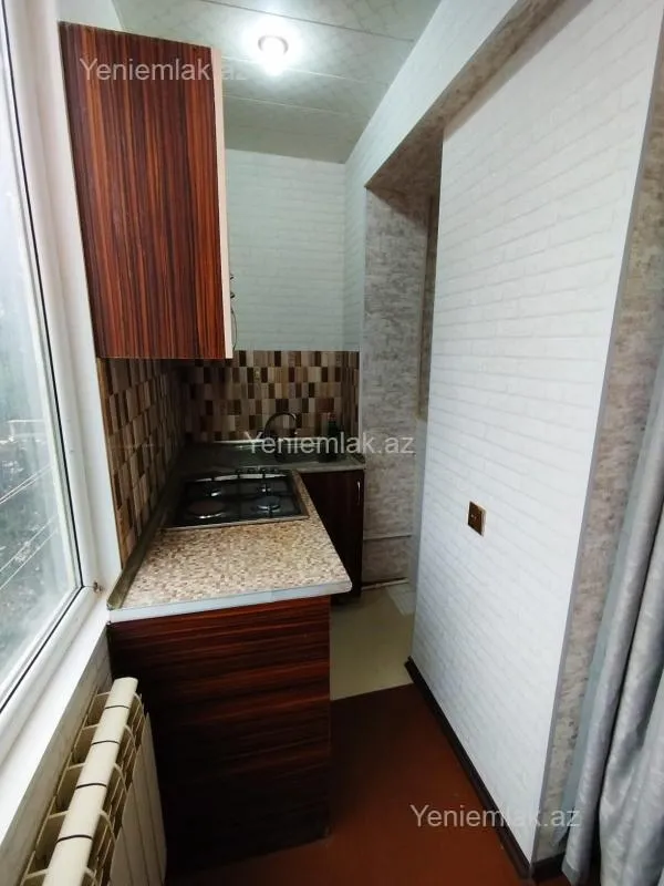 Satılır 2 otaqlı köhnə tikili 35 m²