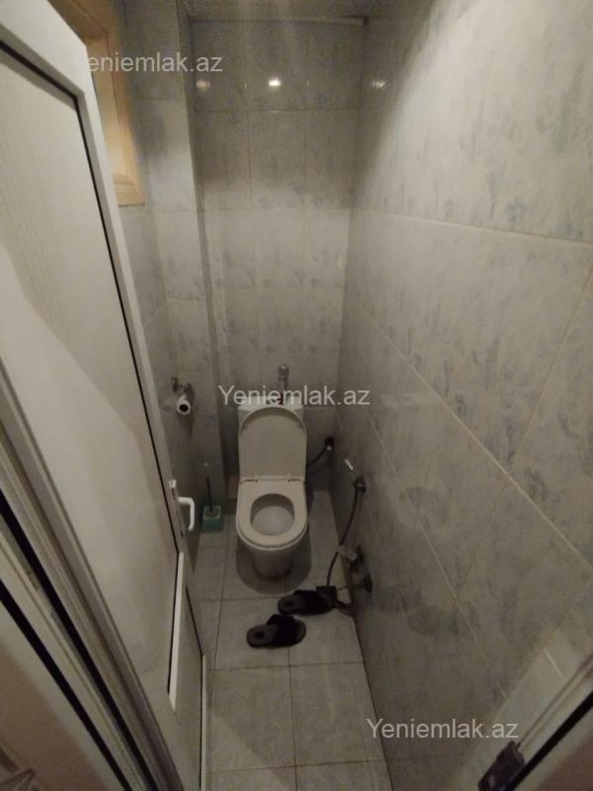 Satılır 4 otaqlı köhnə tikili 100 m²