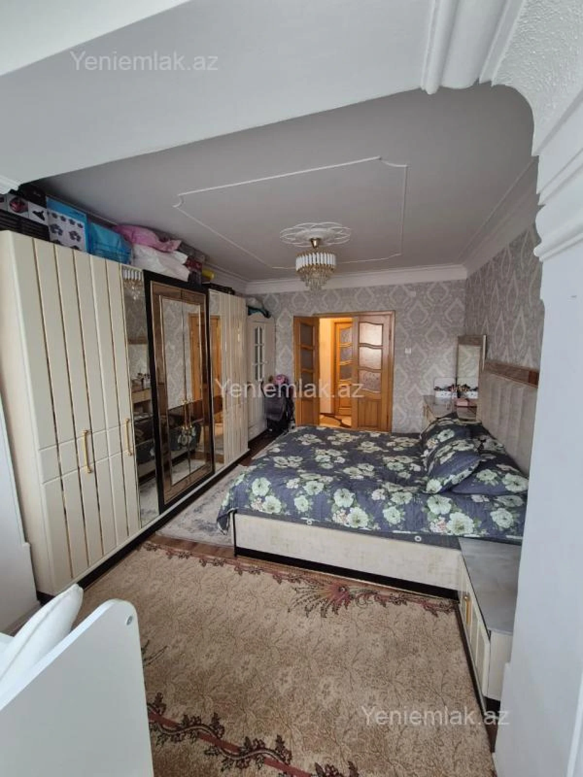 Satılır 4 otaqlı köhnə tikili 100 m²