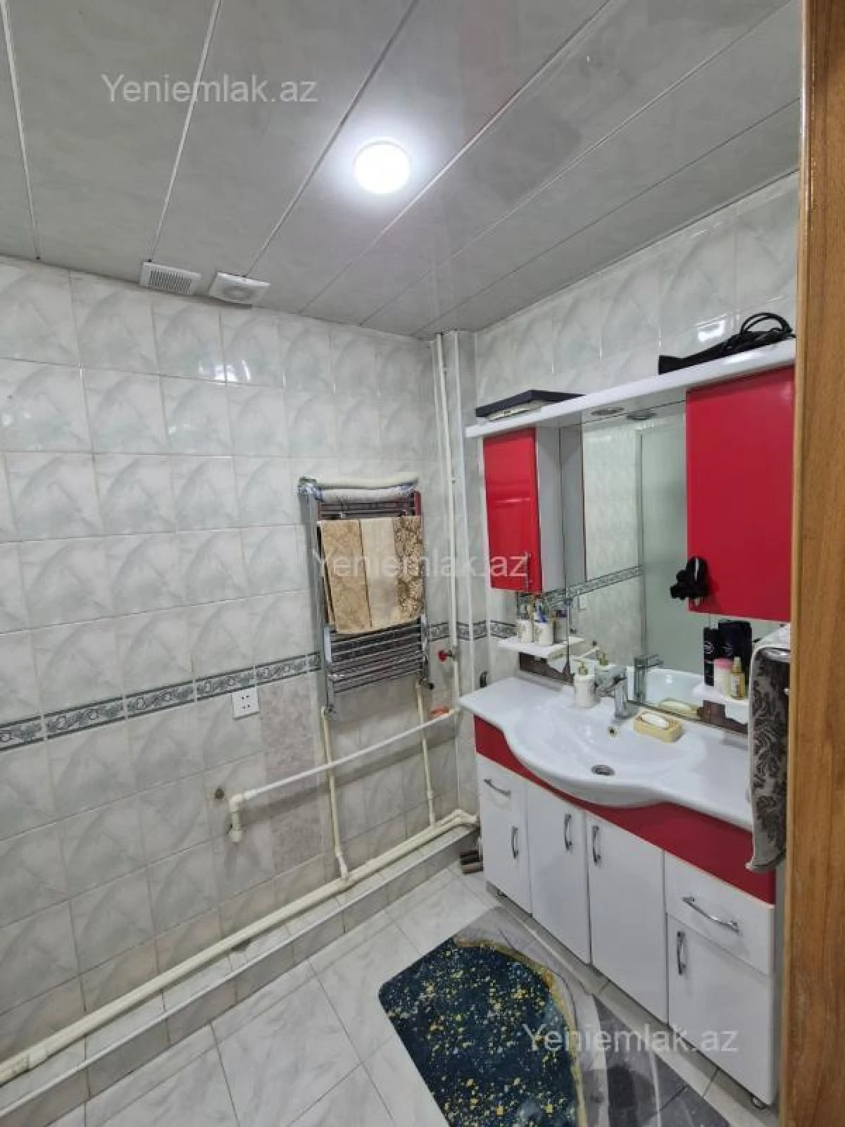 Satılır 4 otaqlı köhnə tikili 100 m²