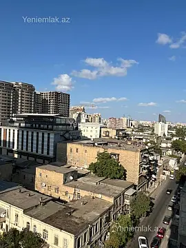 Satılır 3 otaqlı yeni tikili 155 m²