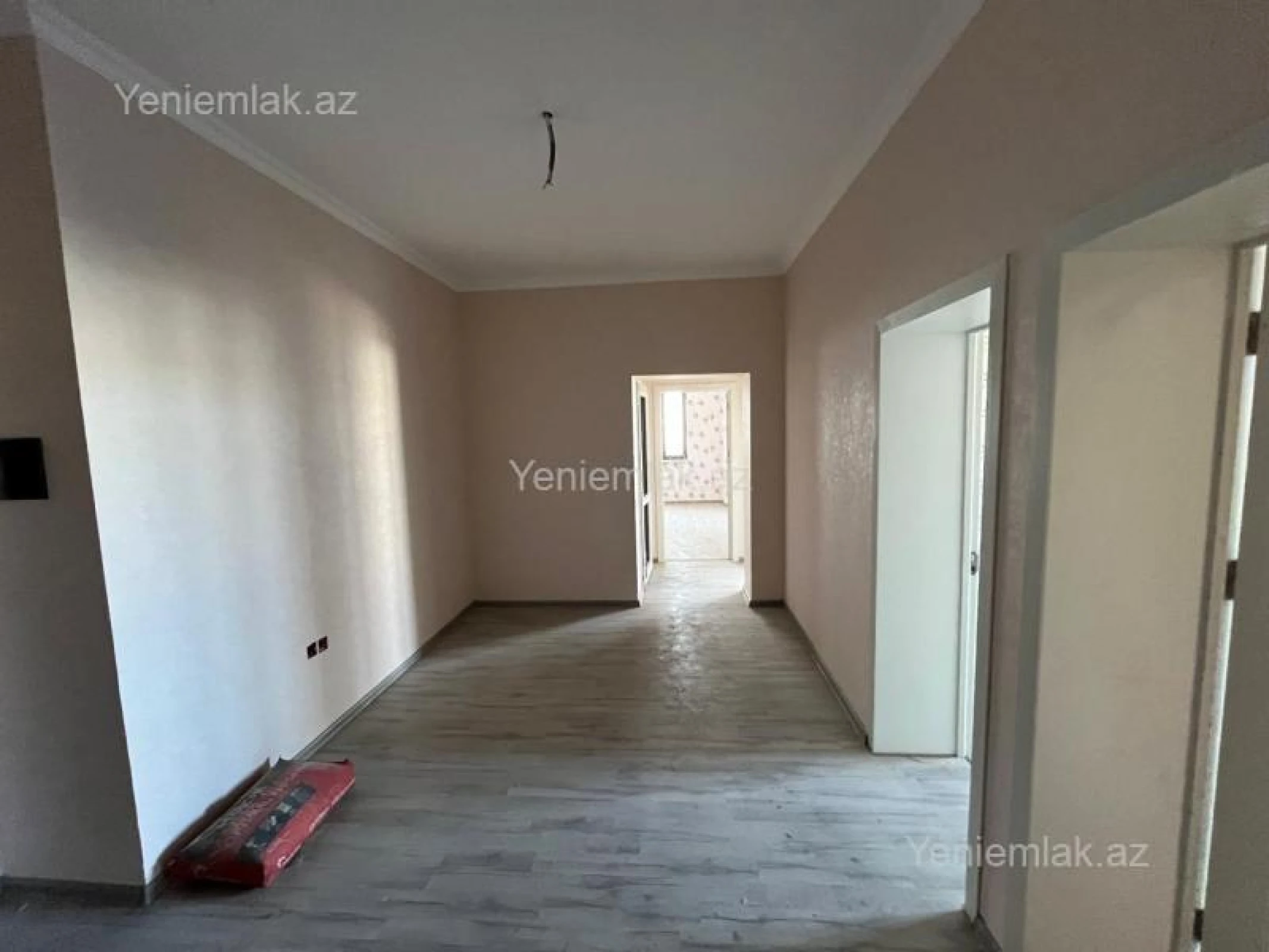 Satılır 3 otaqlı yeni tikili 155 m²