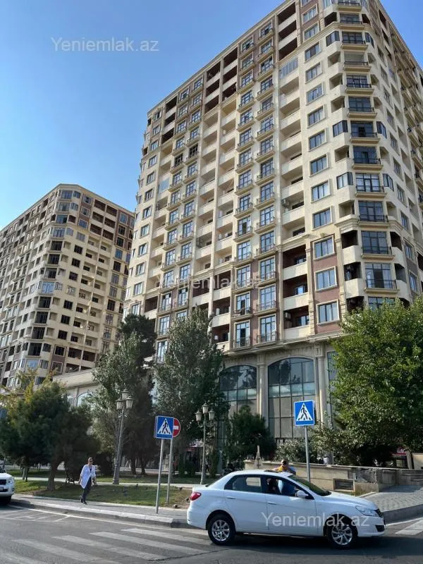 Satılır 3 otaqlı yeni tikili 155 m²