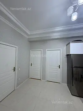 Satılır 2 otaqlı yeni tikili 72 m²