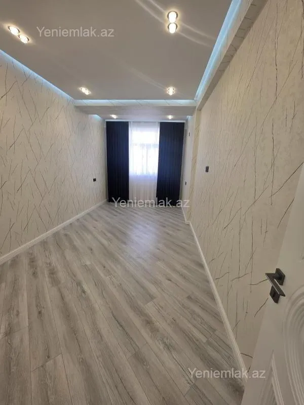 Satılır 3 otaqlı yeni tikili 76 m²