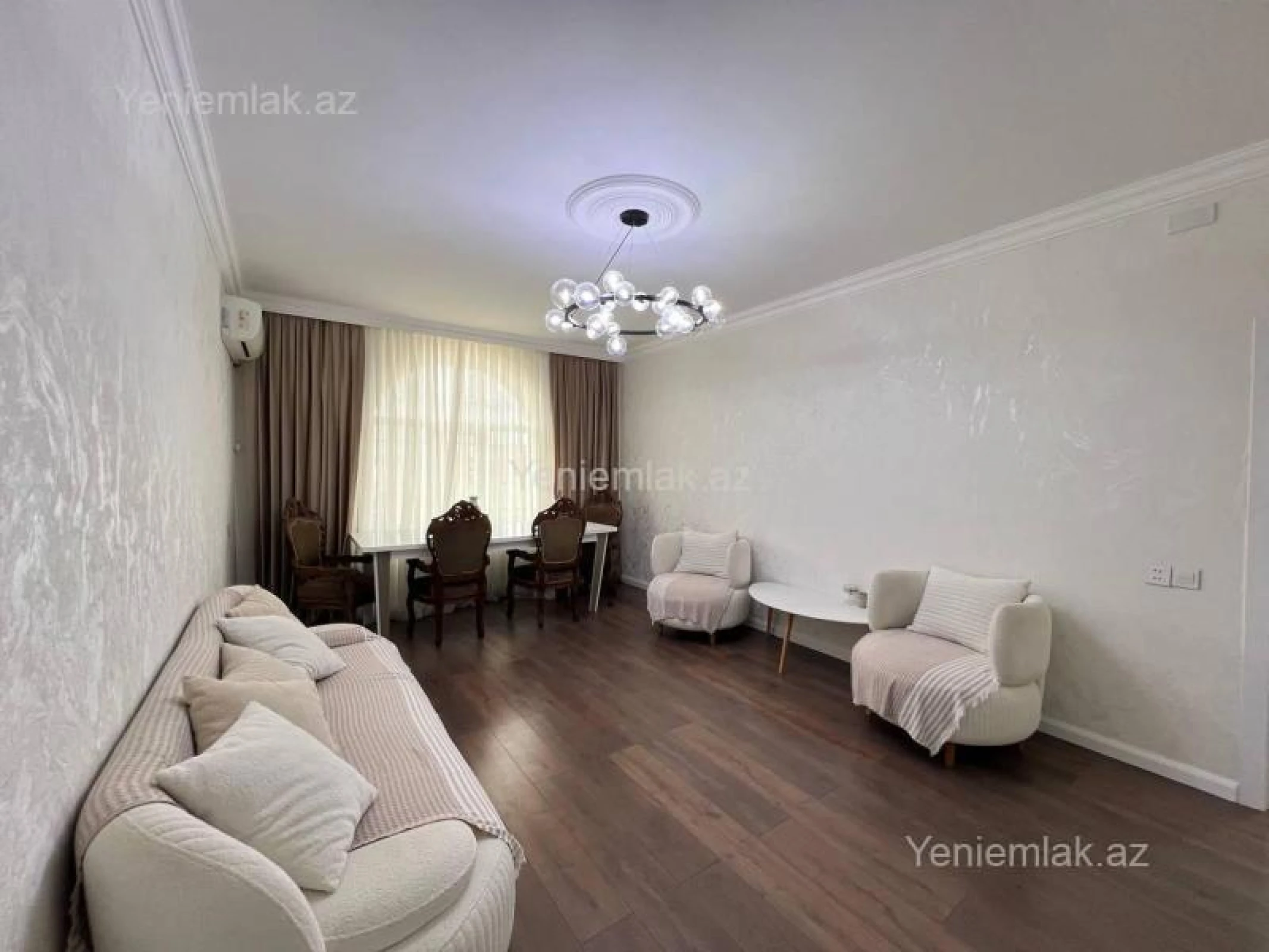 Satılır 8 otaqlı həyət evi 220 m²