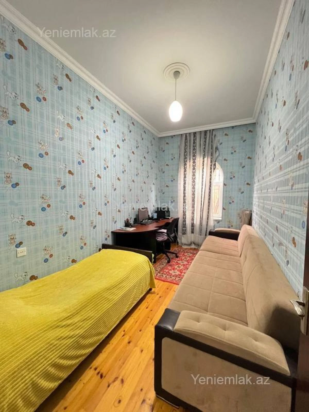 Satılır 8 otaqlı həyət evi 220 m²