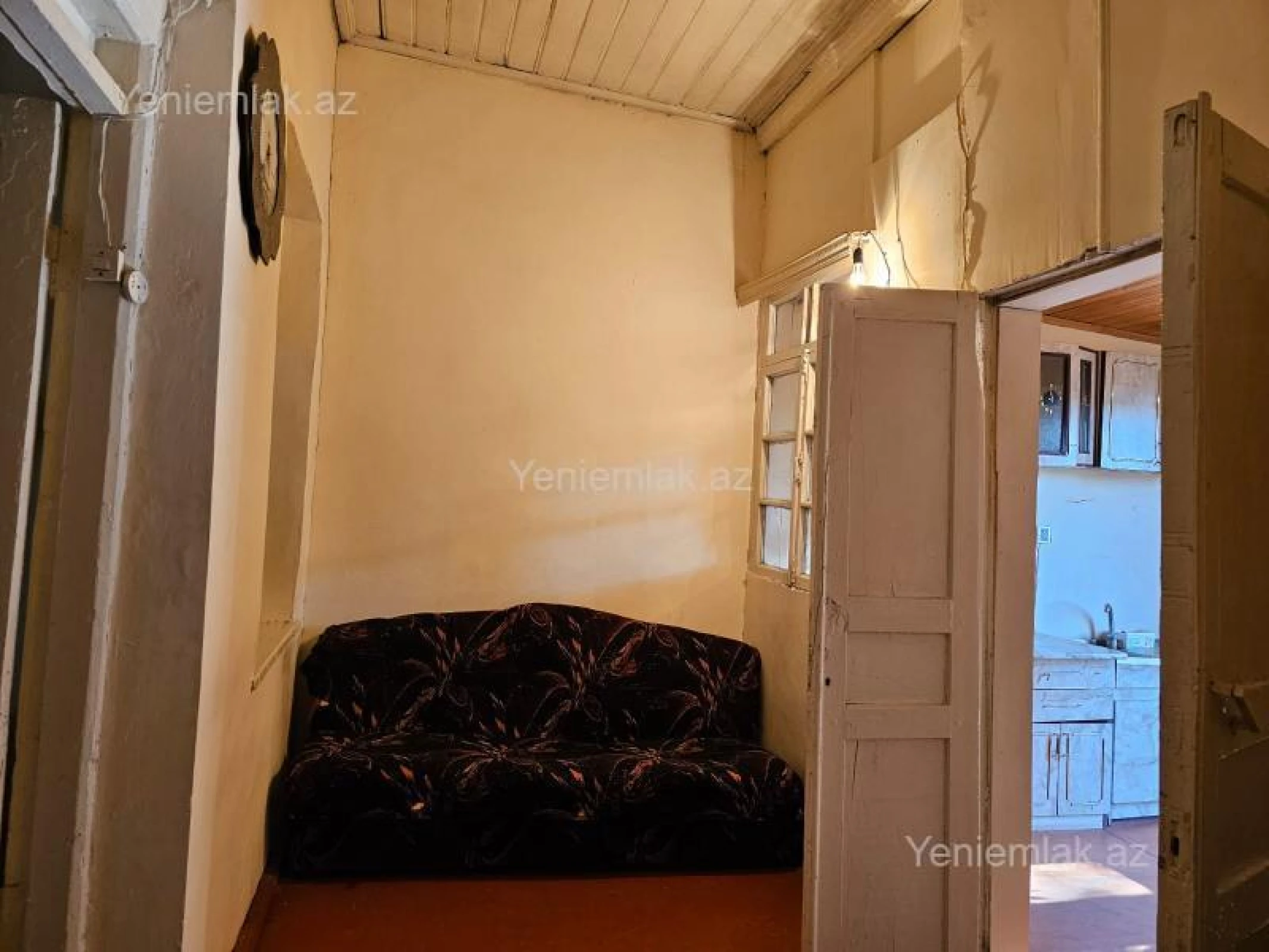 Satılır 1 otaqlı köhnə tikili 45 m²
