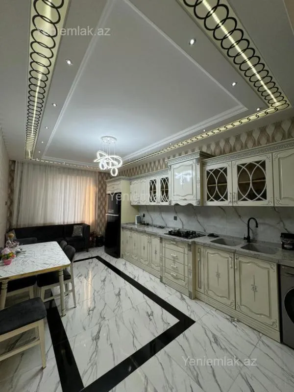 Satılır 3 otaqlı yeni tikili 108 m²