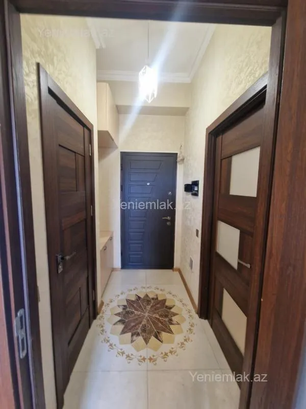 Satılır 1 otaqlı yeni tikili 44 m²