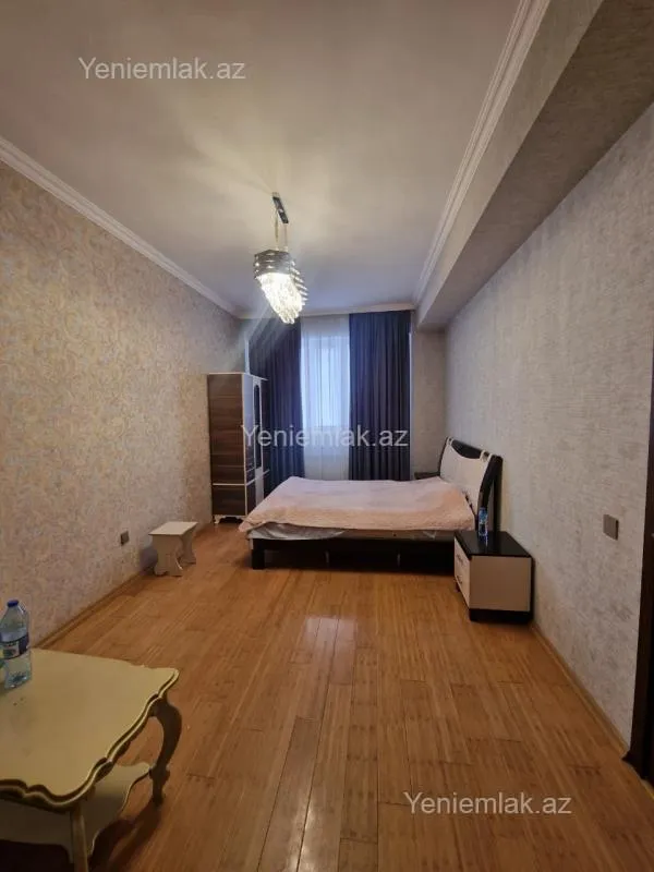 Satılır 1 otaqlı yeni tikili 44 m²