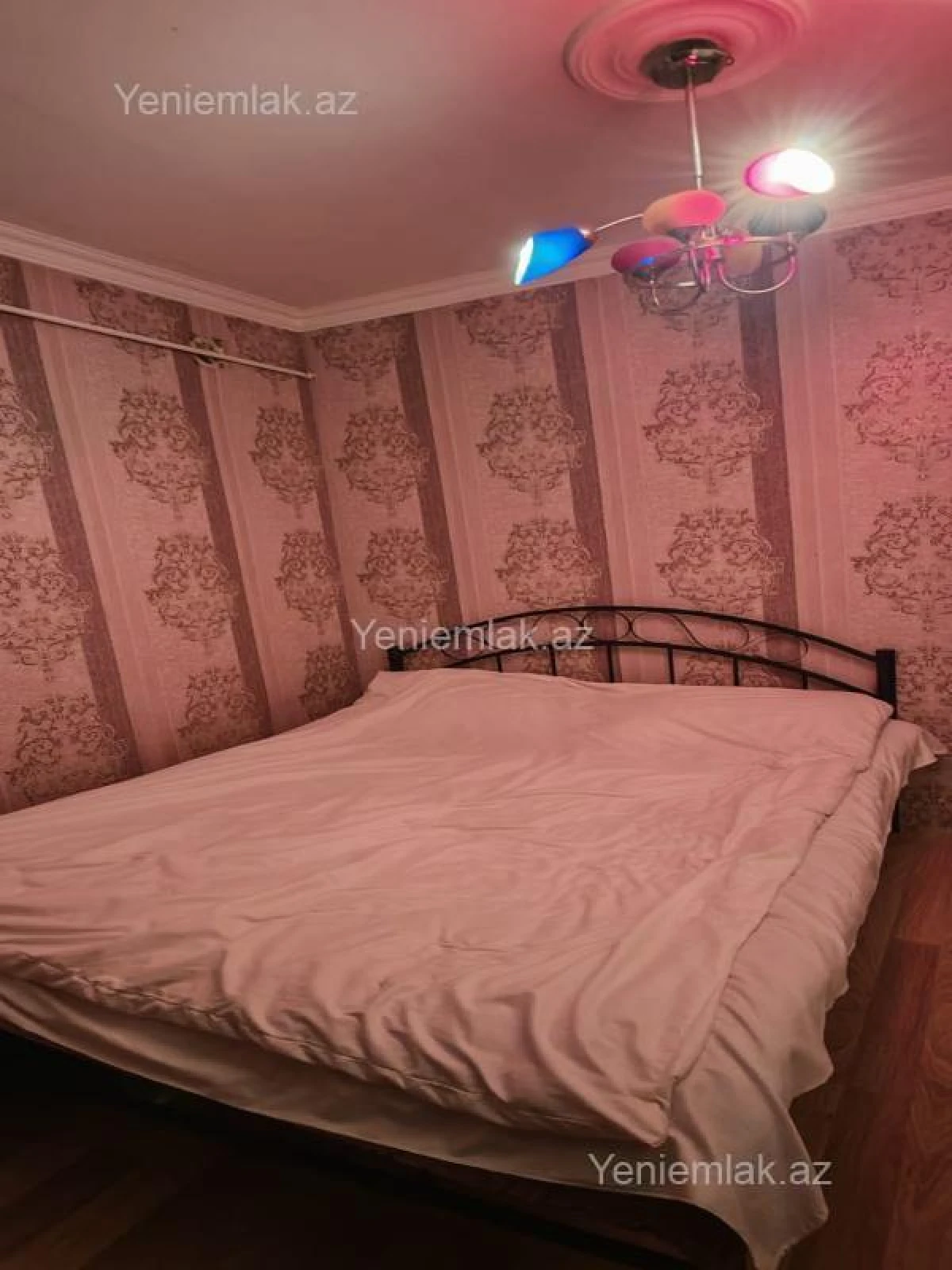 Satılır 2 otaqlı köhnə tikili 40 m²