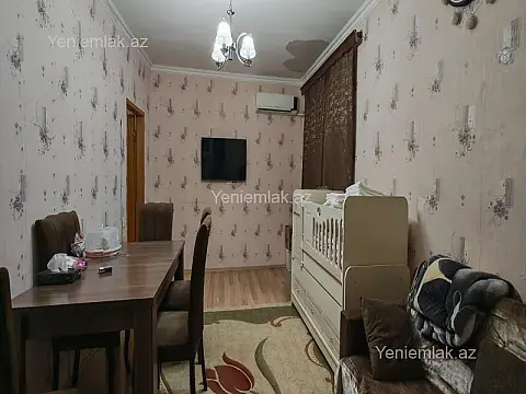 Satılır 2 otaqlı köhnə tikili 40 m²