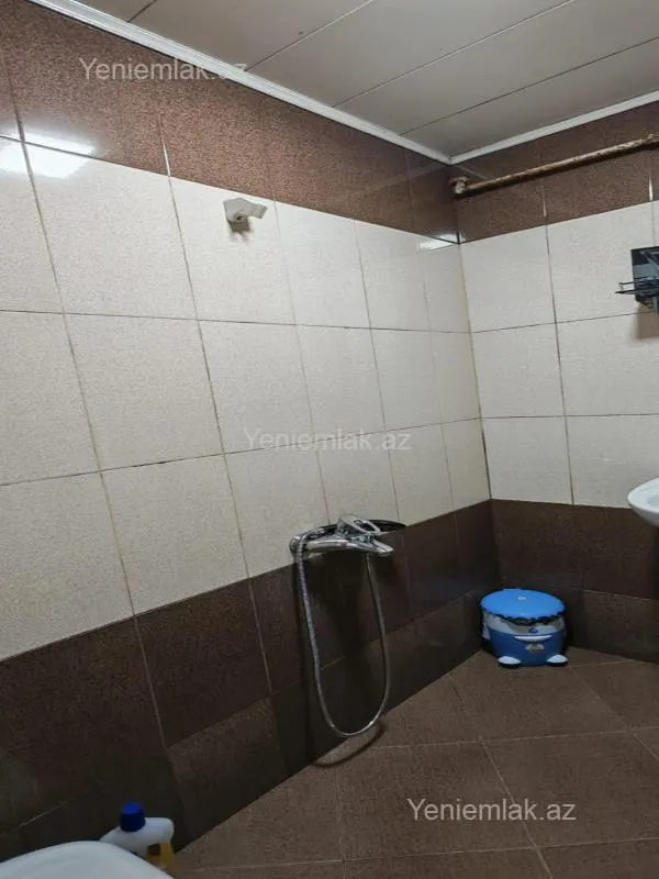 Satılır 2 otaqlı köhnə tikili 40 m²