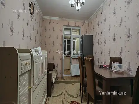 Satılır 2 otaqlı köhnə tikili 40 m²