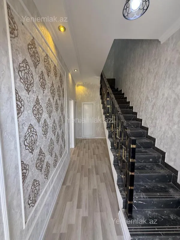 Satılır 4 otaqlı həyət evi 120 m²