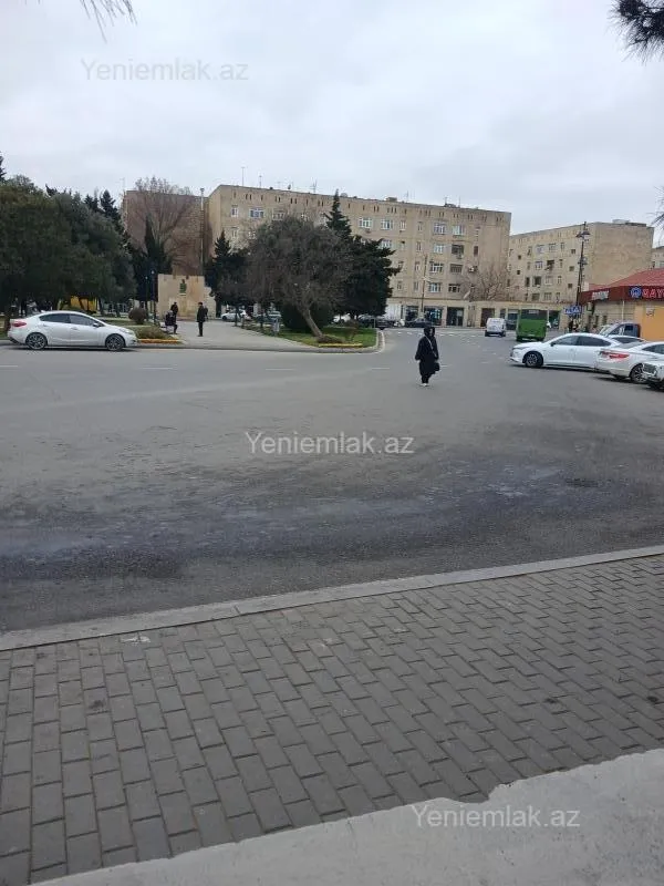 Satılır 2 otaqlı köhnə tikili 50 m²