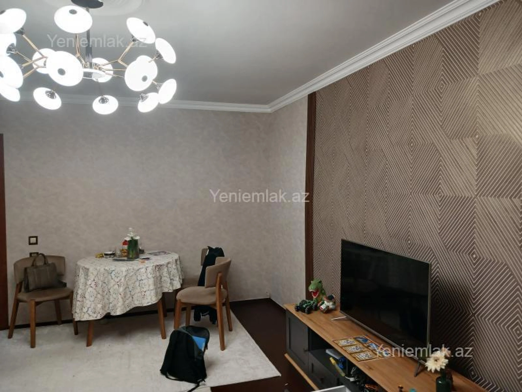 Satılır 2 otaqlı köhnə tikili 50 m²