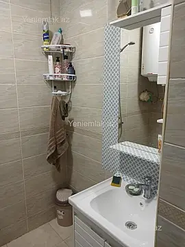Satılır 2 otaqlı köhnə tikili 50 m²