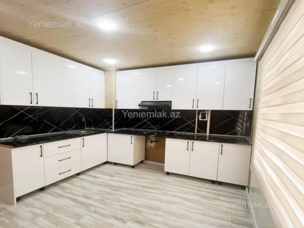 Satılır 3 otaqlı köhnə tikili 65 m²