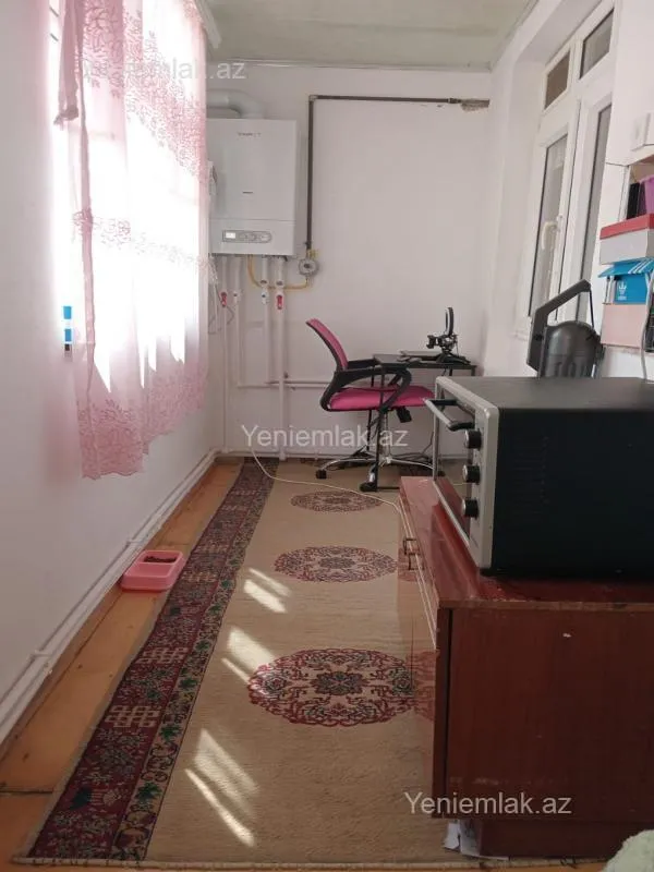 Satılır 2 otaqlı köhnə tikili 54 m²
