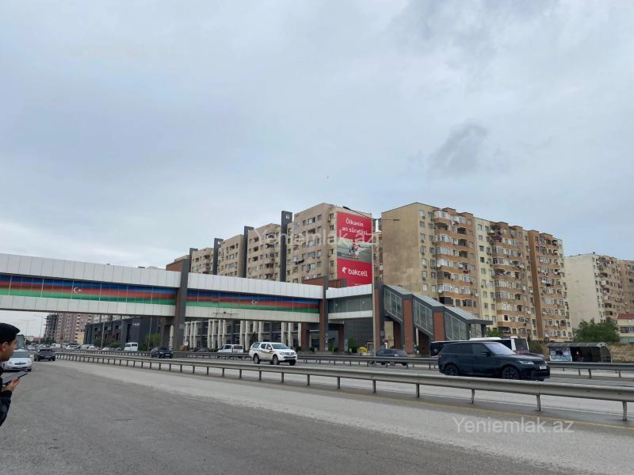 Satılır 2 otaqlı yeni tikili 70 m²