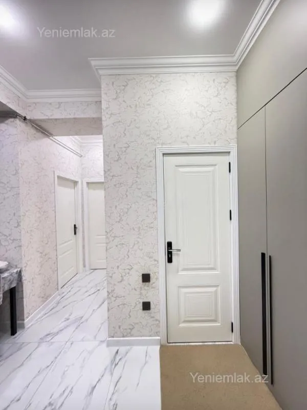 Satılır 2 otaqlı yeni tikili 60 m²