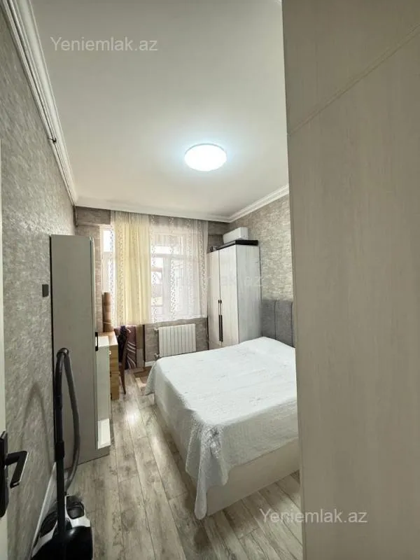 Satılır 2 otaqlı yeni tikili 60 m²