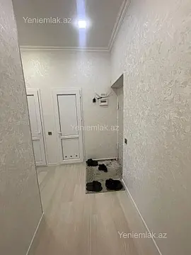 Satılır 2 otaqlı köhnə tikili 60 m²
