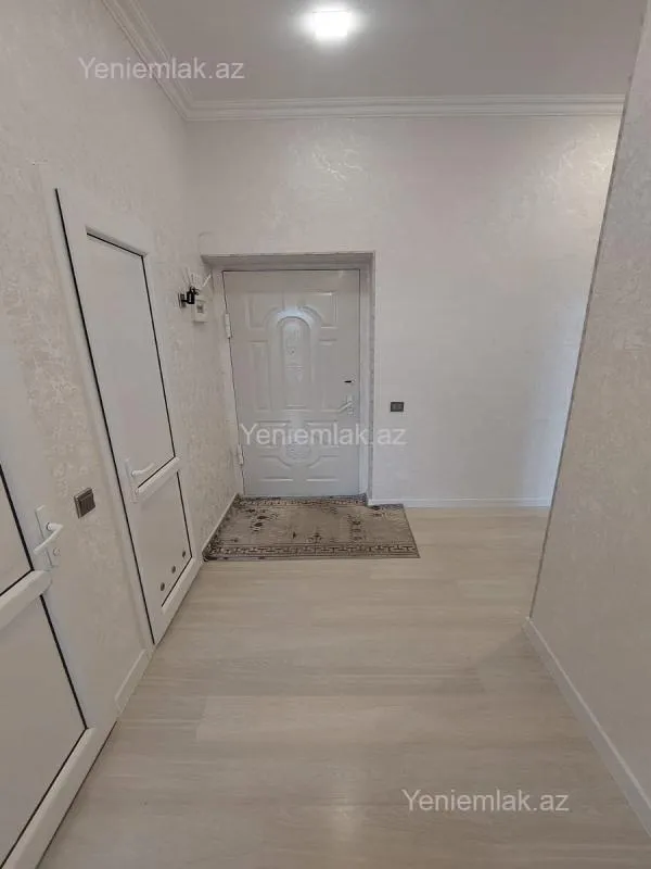 Satılır 2 otaqlı köhnə tikili 60 m²